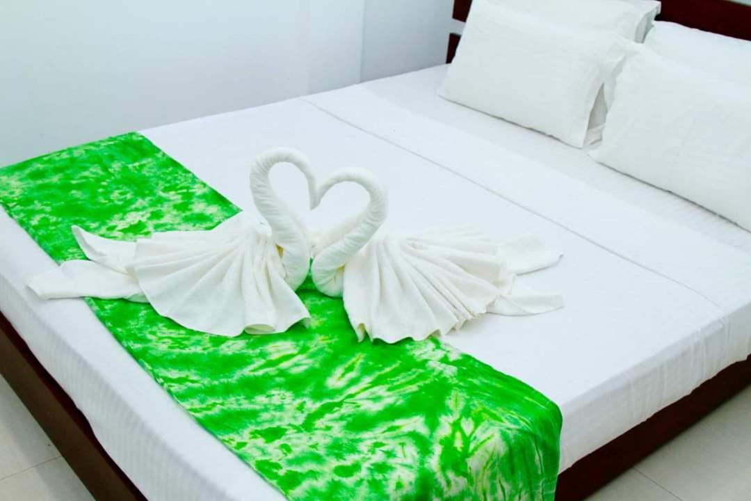 Navodya Guest Mirissa Hotel Quarto foto